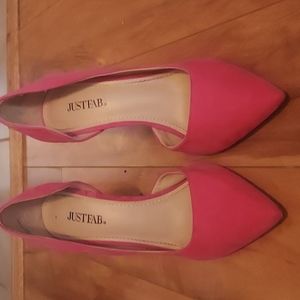 Pink suede 4in pump